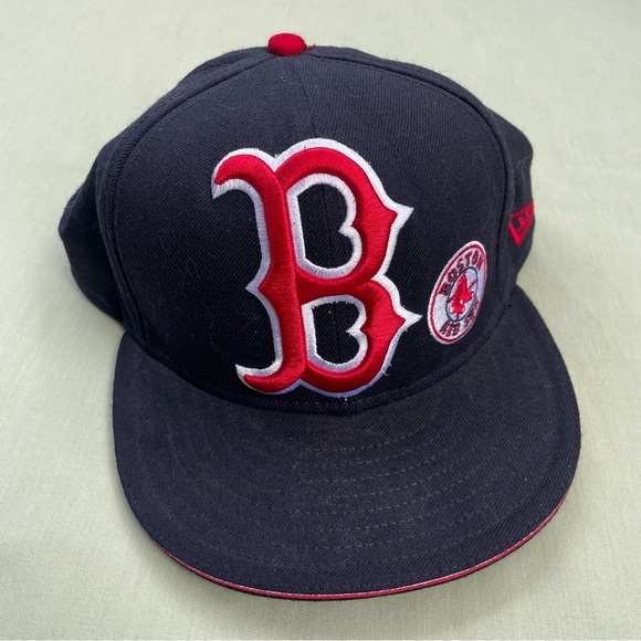 MLB Boston Red Sox Hat New Era - size 7 3/4 - Picture 4 of 8